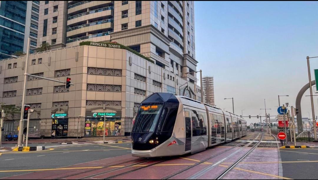 High Floor With City Skyline & Burj Khalifa View 3 Bedroom Unit Marina ドバイ エクステリア 写真