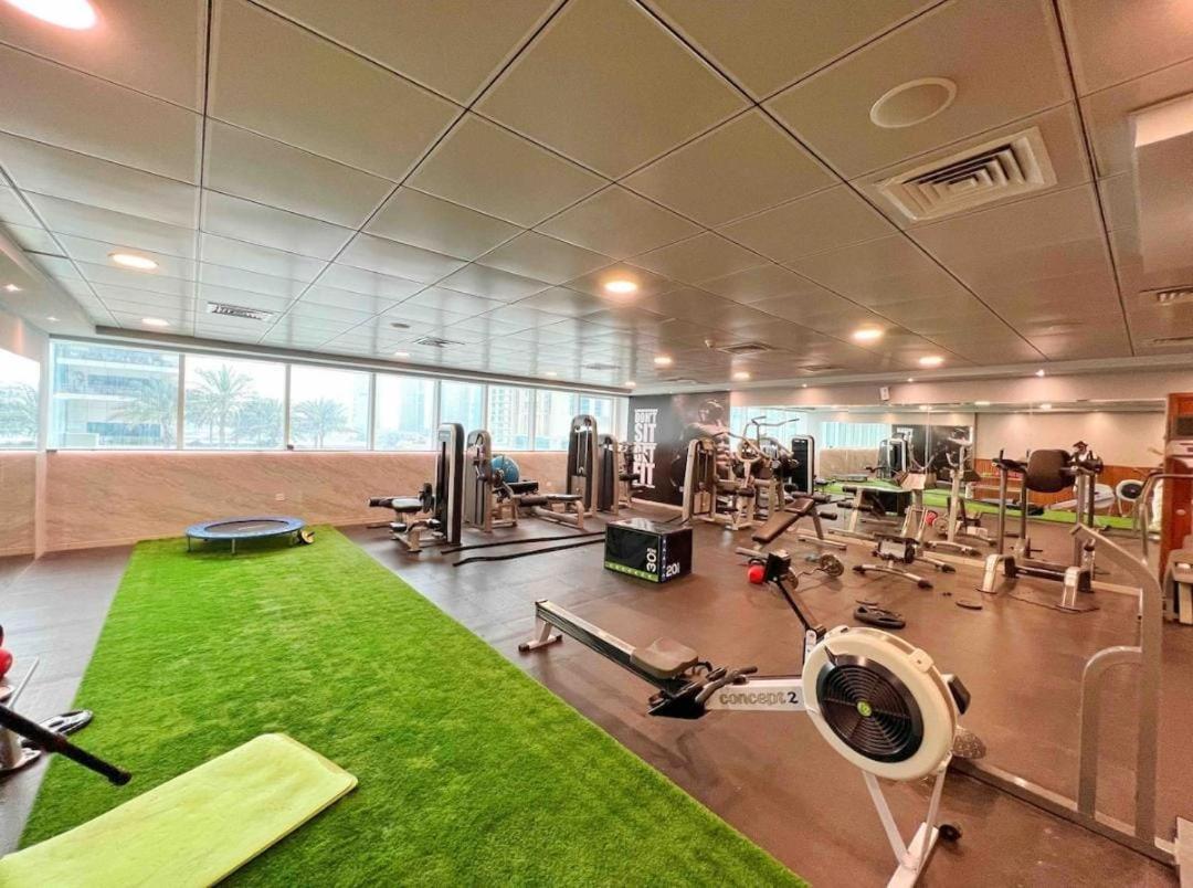 High Floor With City Skyline & Burj Khalifa View 3 Bedroom Unit Marina ドバイ エクステリア 写真